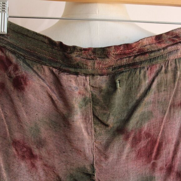 Vintage 1980s 1990s Shorts, Jane Ashley Brown Rayon Tie Dye Loose Pants, Size Sm - Picture 10 of 10